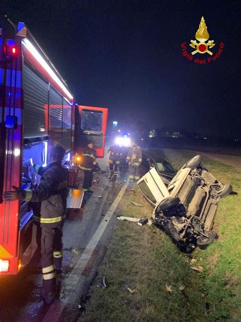 Maxi Incidente In Via Roma Cinque Feriti Fra Cui Un Bimbo