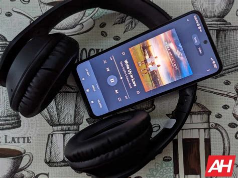 POCO M5s Review: New Colors In An Old Form Factor