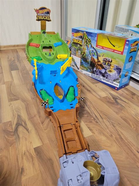 Хот вілс трек шалені перегони Hot wheels сумасшедшие гонки 1 600 грн Інші ігрові набори Київ