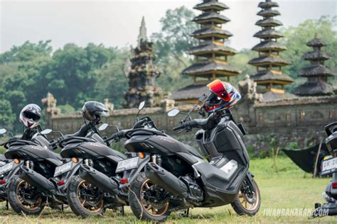 Hari Pelanggan Nasional Yamaha Banjiri Kejutan NMAX TURBO Emas