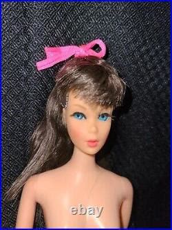 Stunning VINTAGE 1967 MATTEL BARBIE 1160 TWISTN TURN DOLL CHOCOLATE