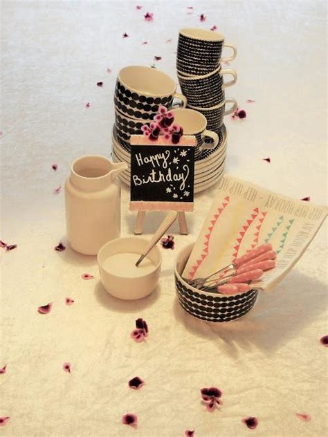 Naked Cake Ja Syntym P Ivien Tunnelmaa Peggyn Pieni Punainen Keittio