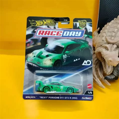 Hot Wheels PREMIUM Rexy Porsche GT R Green Gbuy