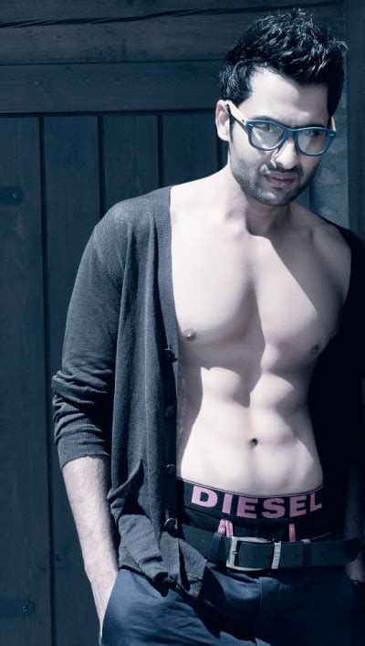 Hot Body Shirtless Indian Bollywood Model Actor Jacky Bhagnani