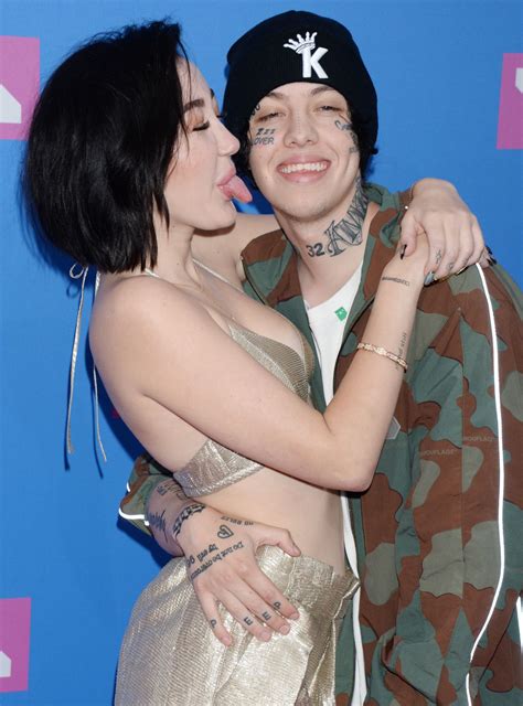 Noah Cyrus And Lil Xan At Mtv Video Music Awards In New York 08202018