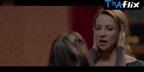 Luana Piovani Lesbian Scene In O Homem Perfeito Tnaflix