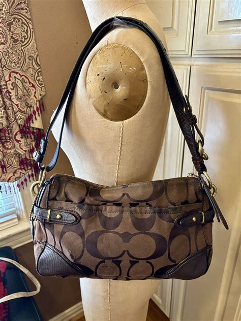 Coach Vintage Chocolate Brown Classic Hobo Shoulder B Gem