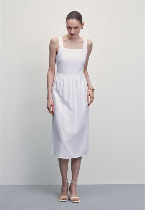 Сарафан Zarina, цвет: белый, MP002XW0Q5KP — купить в интернет-магазине ...