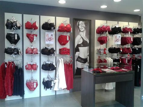 Accendi Il Tuo Natale Con Triumph Lingerie E Homewear A Roma In Via Cola Di Rienzo Piazza