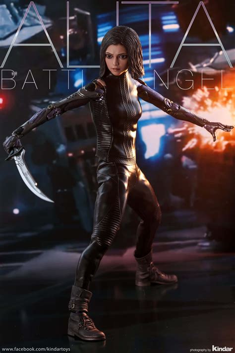 Hot Toys Alita Battle Angel Figround