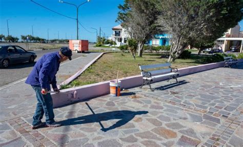 Trabajos De Embellecimiento Y Recuperaci N De Espacios P Blicos Plazas