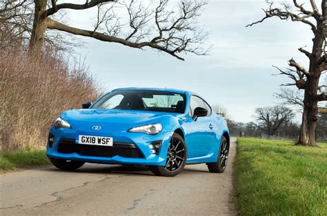 Toyota Gt86 Review Prices Specs And 0 60 Time Evo