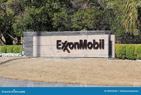 Exxonmobil World Headquarters Editorial Photo Image Of Building