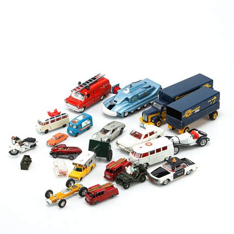 Leksaksbilar Bl A Dinky Toys Tekno Lesney Delar Leksaker