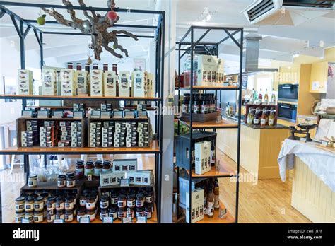 Maggie Beers Farm Shop And Restaurant In Nuriootpabarossa Valley