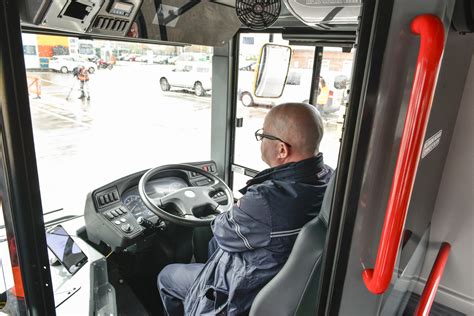UK’s first full-sized autonomous bus begins depot trials | Alexander Dennis
