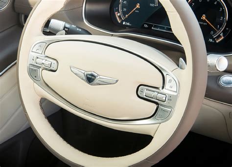 Why Dont More Cars Have 2 Spoke Steering Wheels