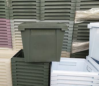 Продажа пластиковых баков и крышек для срезанных цветов