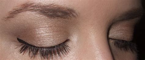 Daily Make Up Nude Make Up Mit MAC Dashing Lassies Palette