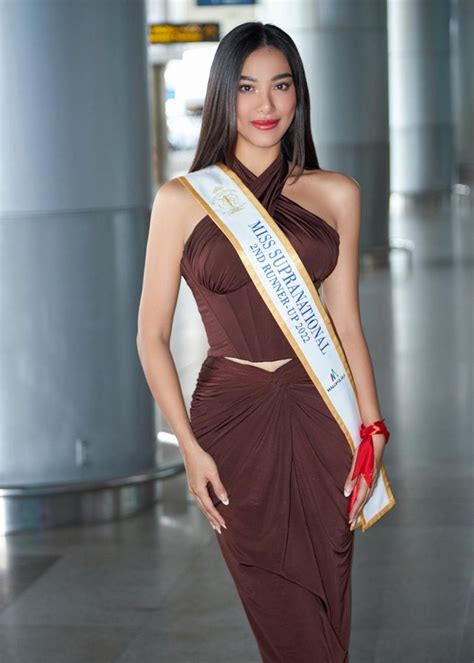 Do N H I My Khoe D Ng Sexy Tr N Du Thuy N V I Bikini H U Ph Ng Anh M C V Y Kho T Eo N Ng B Ng