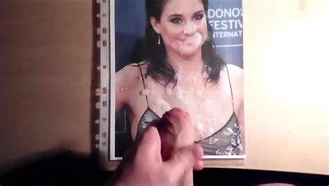Cumtribute On Shailene Woodley Gay Man Porn Xhamster