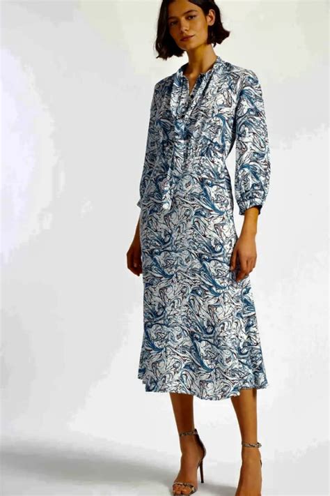 Rent Daria Silk Blend Pussy Bow Cefinn Hurr