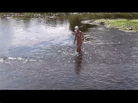 Russian Mature Woman Nude Bathing XVIDEOS