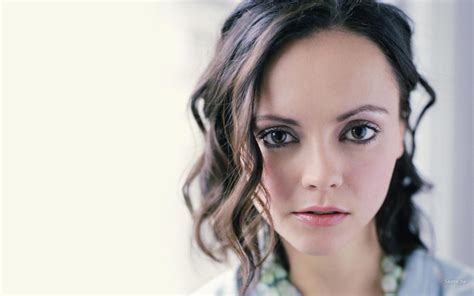 Download Celebrity Christina Ricci Wallpaper