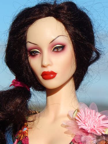 VALKYRE Nude Doll Nade Knits