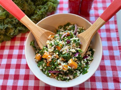 Parelcouscous Salade Met Boerenkool En Geroosterde Pompoen Onze