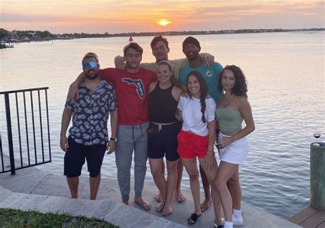 Paulina Gretzky Bikini Video NSFW ExtraTV