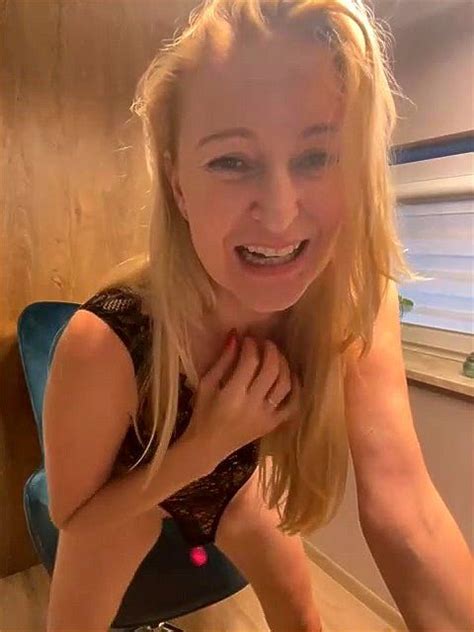 Watch LegsLONG4 Sexy Big Tits Cam Porn SpankBang