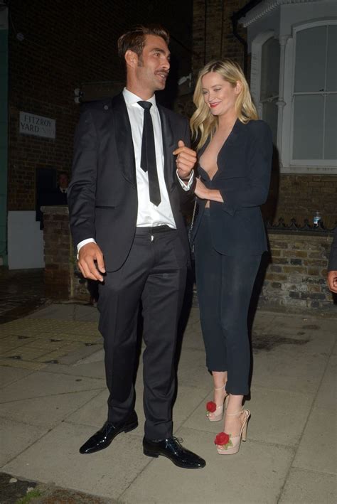 Laura Whitmore Thewhitmore Nude Leaks Photo Thefappening