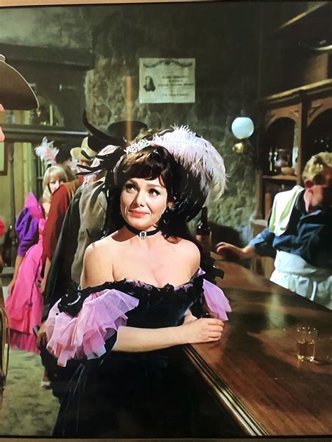 The Prisoner Valerie French Cine Fantastico Actriz De Cine Cowgirls