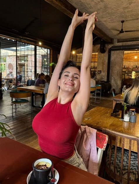 Name Of This Girl With Huge Tits Lika World Likaworld NameThatPorn