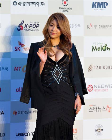 Naked Ailee In Gaon Chart K Pop Awards