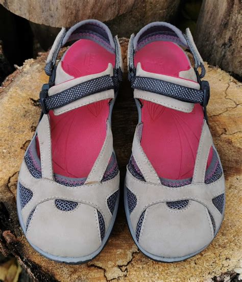 Трекинговые кожаные сандалии босоножки MERRELL 40 р. Оригинал: 990 грн ...