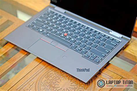 Lenovo Thinkpad X1 Yoga Gen 4 Core i5 8265u / 8GB / 256GB / 14" UHD Touch