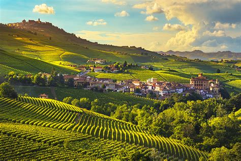 Unesco Sites of Italy: Vineyard Landscape of Piedmont - Langhe-Roero ...