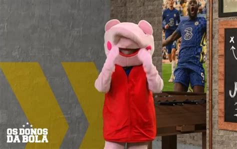 Neto Se Veste De Peppa Pig Para Zoar Derrota Do Palmeiras No Mundial