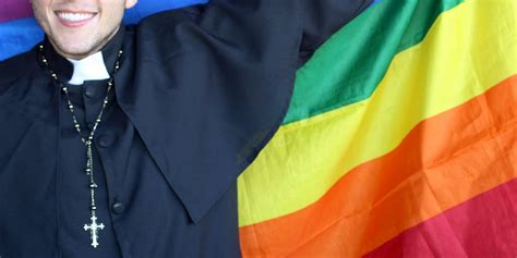 Le sexe gay au Vatican touche le fond et Internet réagit Gay Pride