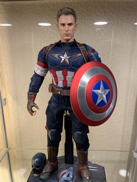 Pin By Jay Berumen On Marvel Hot Toys Collection Hot Toys Collection Hot Toys Toy Collection