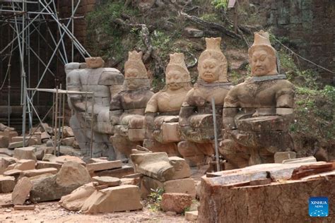 Restoration Work On Takav Gate Of Cambodia S Angkor Thom Pct