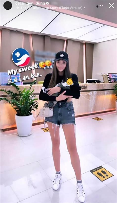 Vợ Tây của Bùi Tiến Dũng tự tin diện bikini sau 2 tháng sinh con body mướt mắt khiến chồng mê mẩn