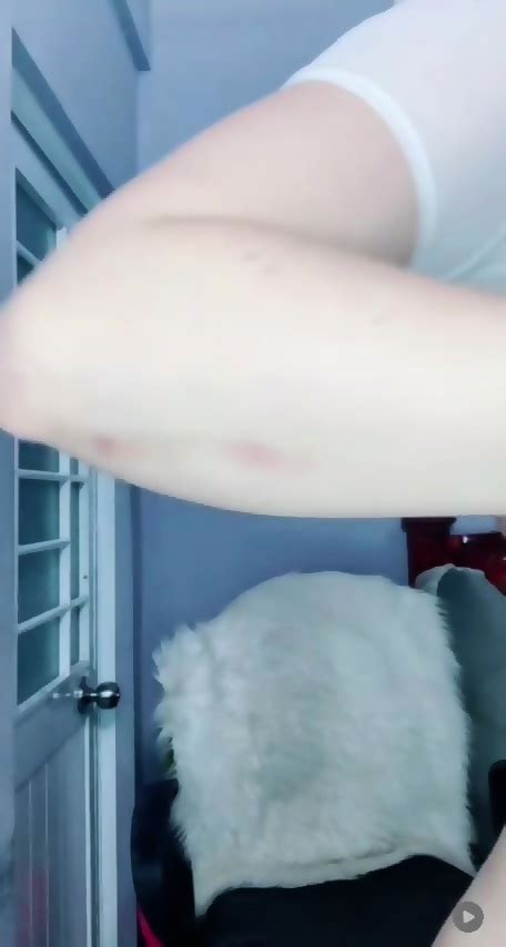 Teasing Sexy Babe Dance Webcam Show