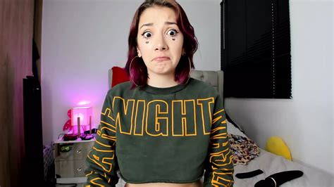 Slutty Webcam Girl With Big Tits Loves To Vape And Feel Slutty Xhamster