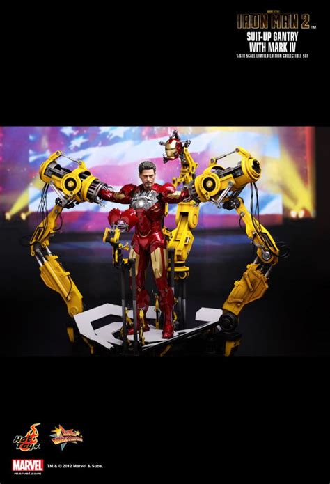 Iron Man Suit Up Gantry W Iron Man Mark IV Figure Hot Toys MMS