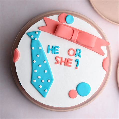 Round Fondant Baby Shower Cake | MM Cakes