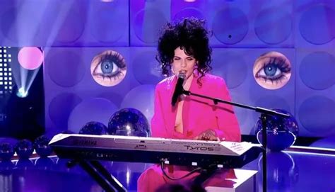 Channel 4 Hit With 1 4k Ofcom Complaints After Comedian Gets Completely Naked Daily Star