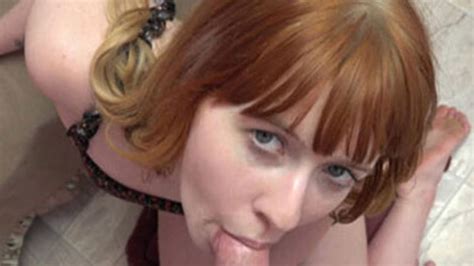 Logan Nails Redhead Coed Hannah Grace ChickPass Amateur Clips